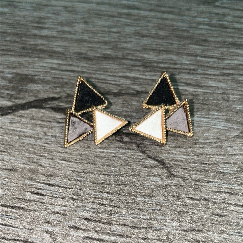 Elegant Geometric Triangle Earrings